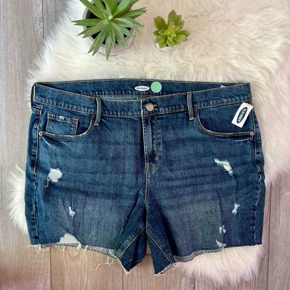OLD NAVY | NWT Classic Blue Jean Shorts Distressed Mid-Thigh